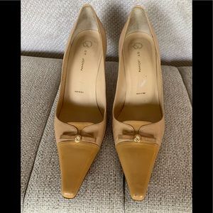 St. John Heels, Nude and Cream/ SZ 7 1/2